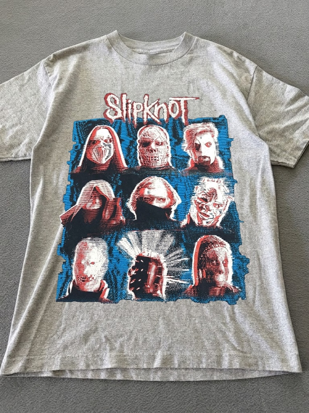 Gildan Slipknot Band Tee in Heather Gray with Red & Blue Print